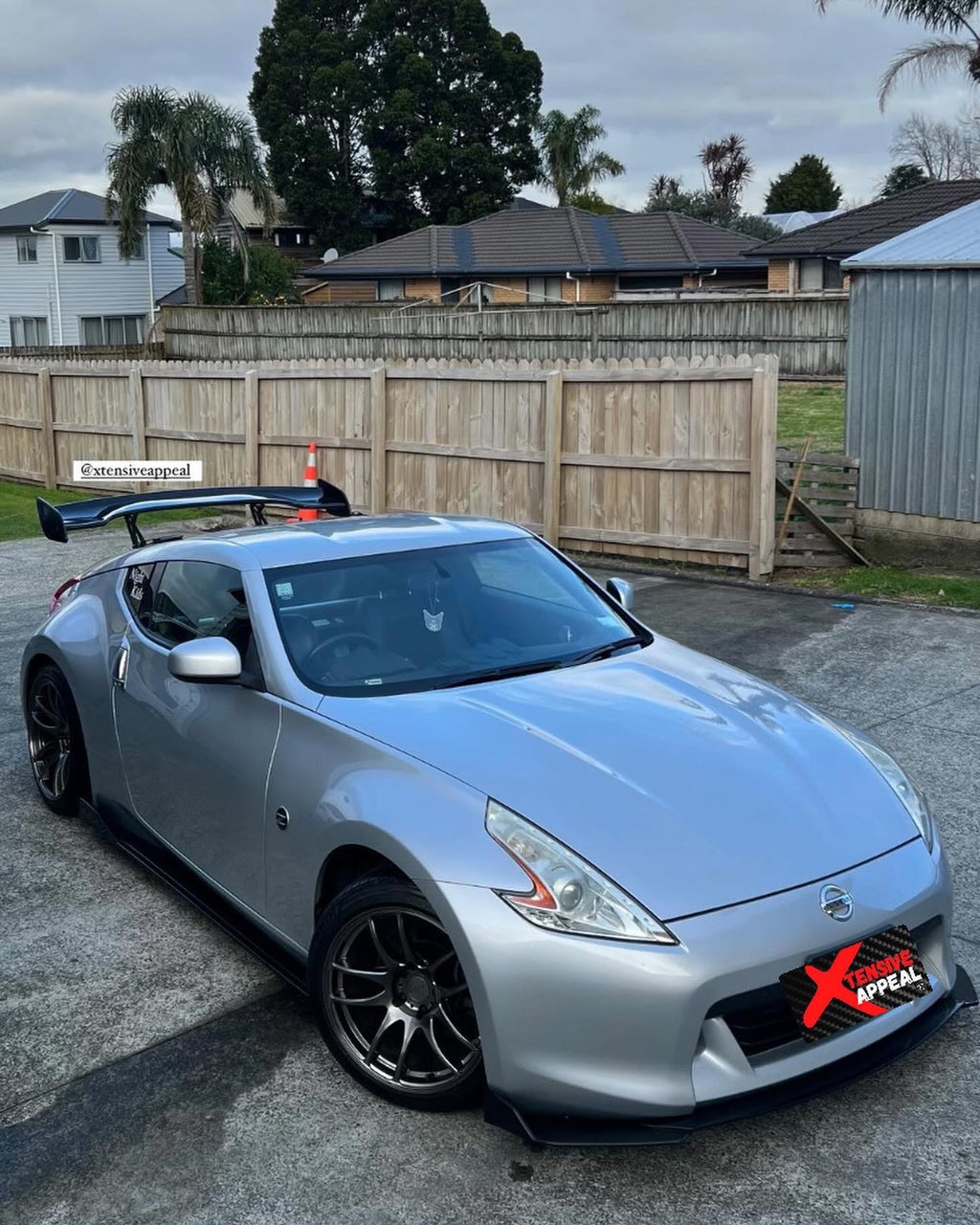 Gloss Black Splitter Set with 3-Piece Front Lip