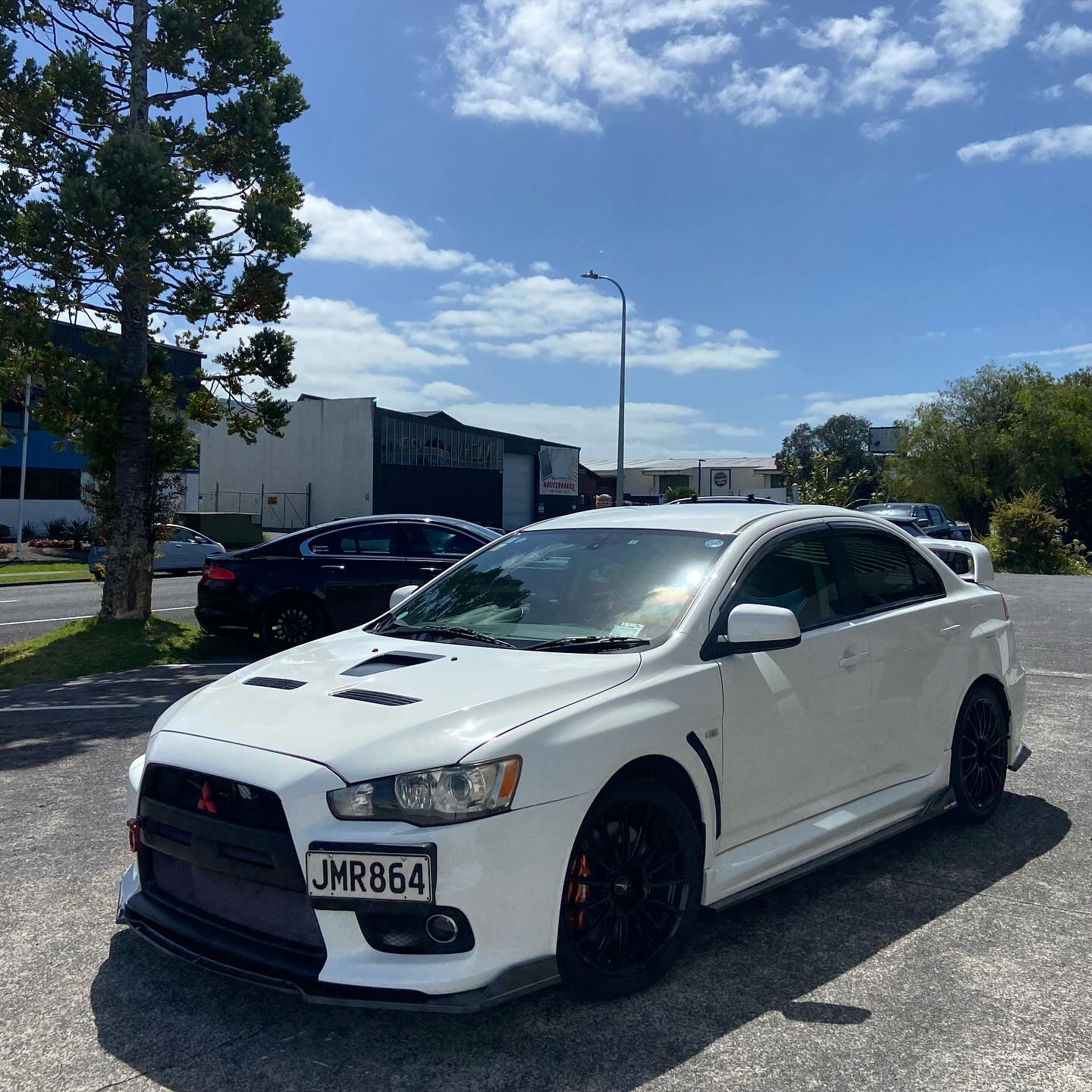 Carbon Design Splitter Set with Clean Finish Front Lip