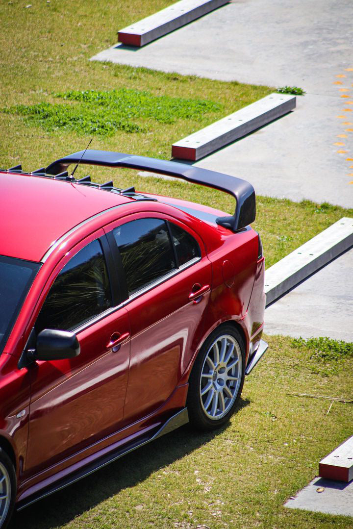 Rear Splitter - Universal (Carbon Fiber)