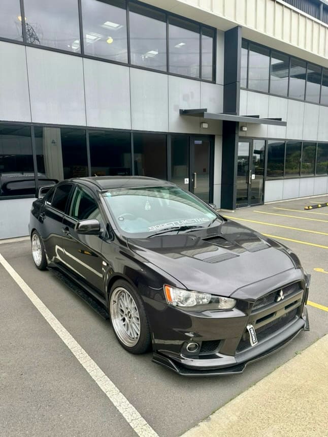 Gloss Black Splitter Set with Clean Finish Front Lip