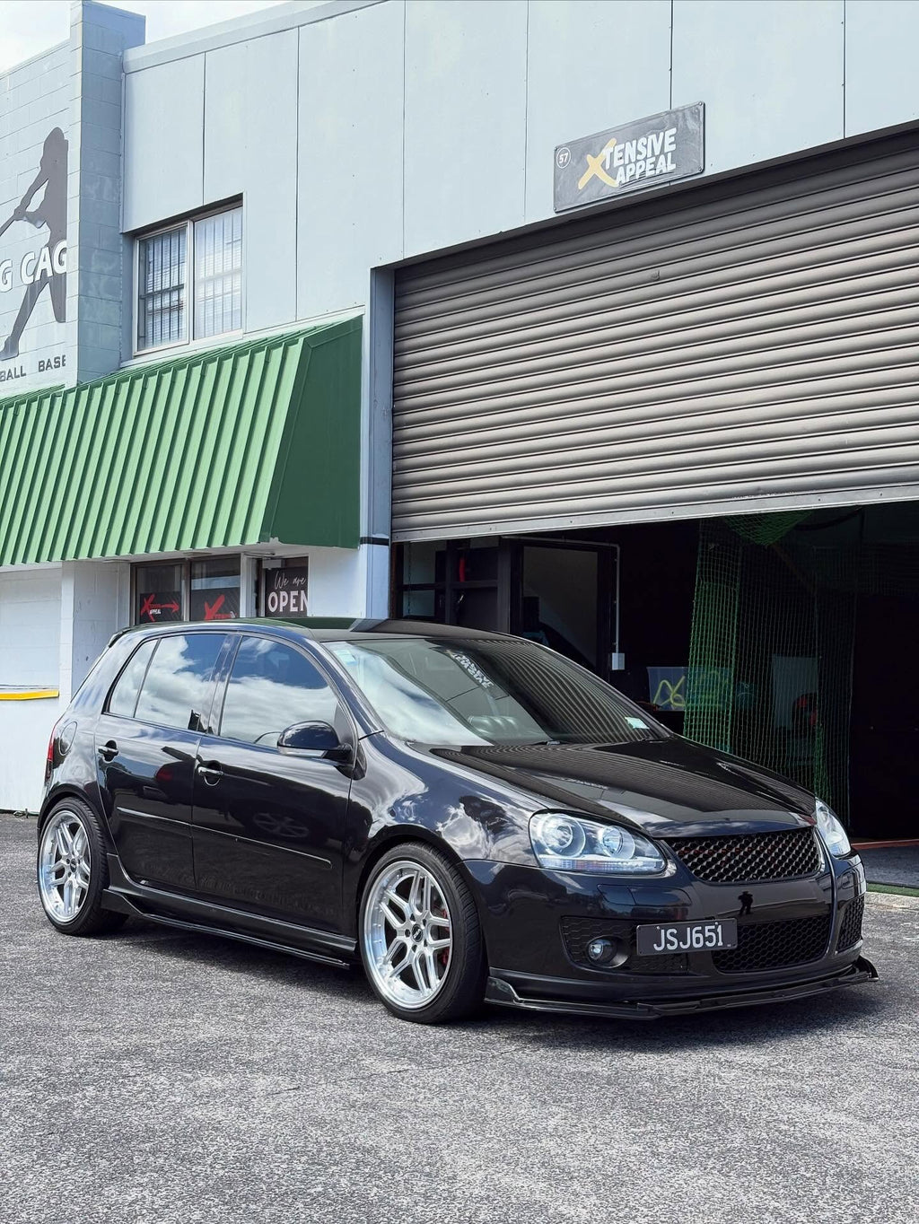 Gloss Black Splitter Set with Aero Finish Front Lip