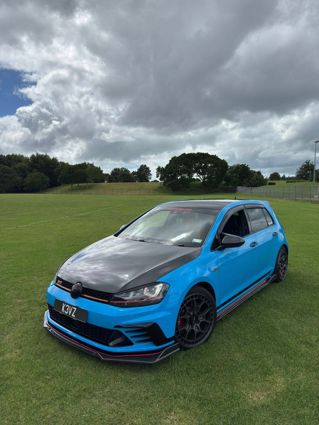 Carbon Design Splitter Set with Clean Finish Front Lip