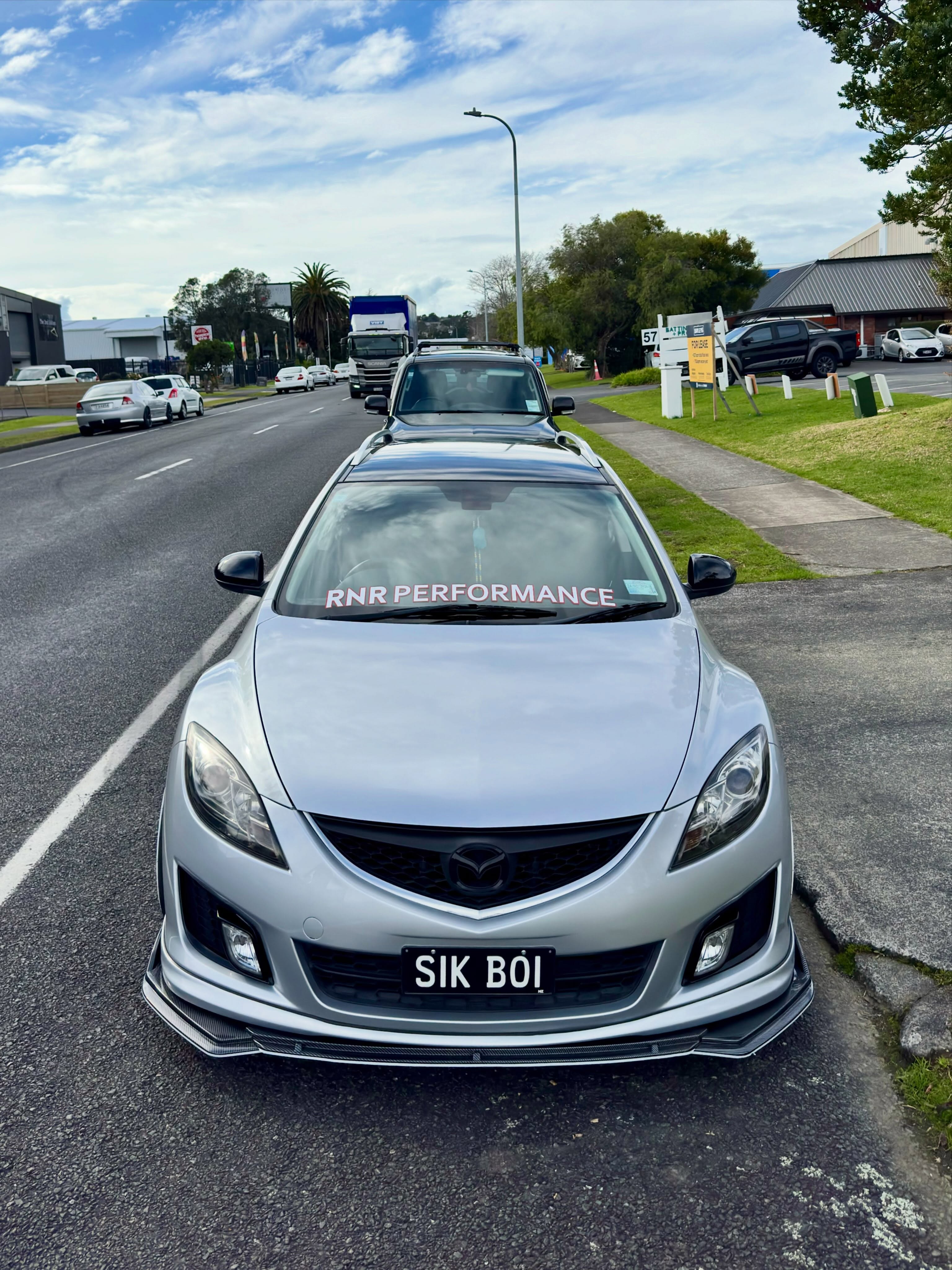 Carbon Splitter Set with Xtensive Design Front Splitter