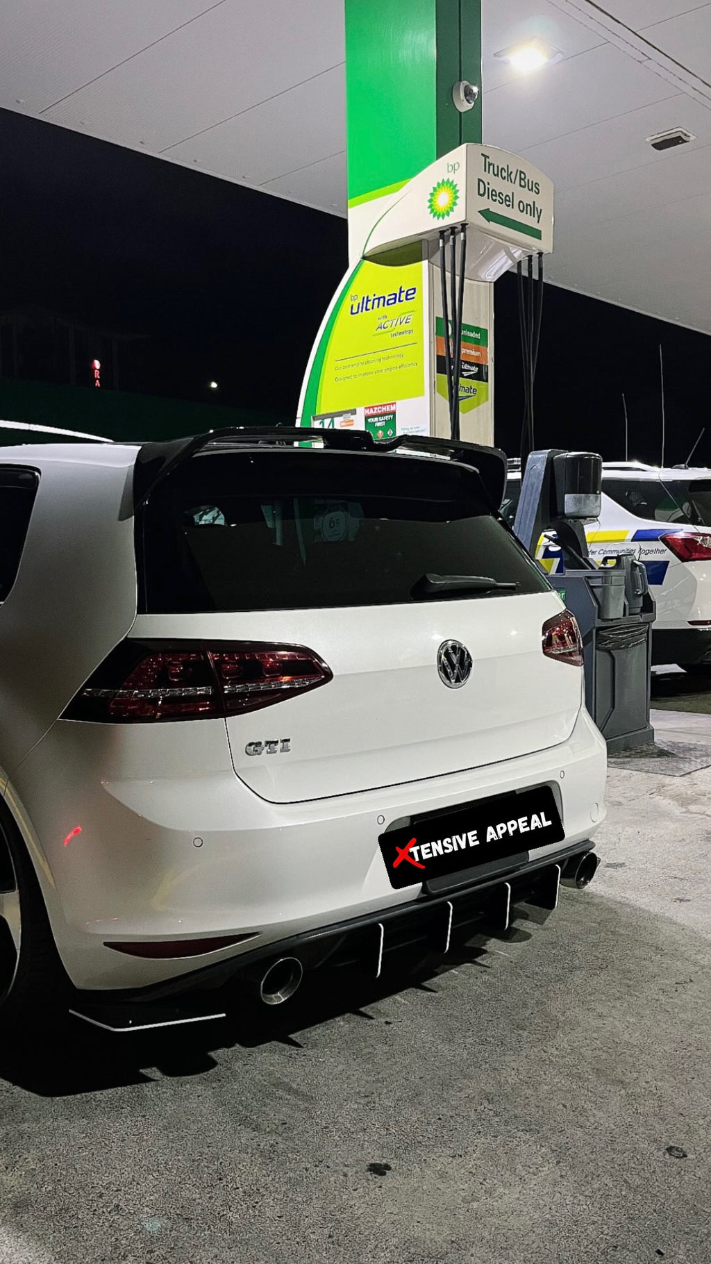 Xtensive 4-Fin Diffuser (Gloss Black)
