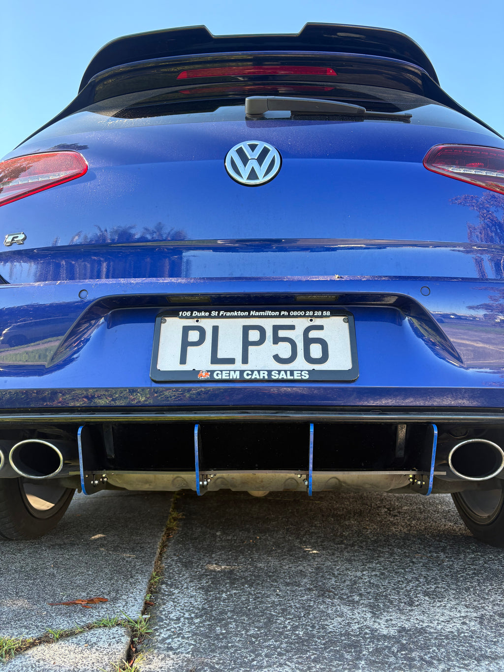 Xtensive 4-Fin Diffuser (Gloss Black)