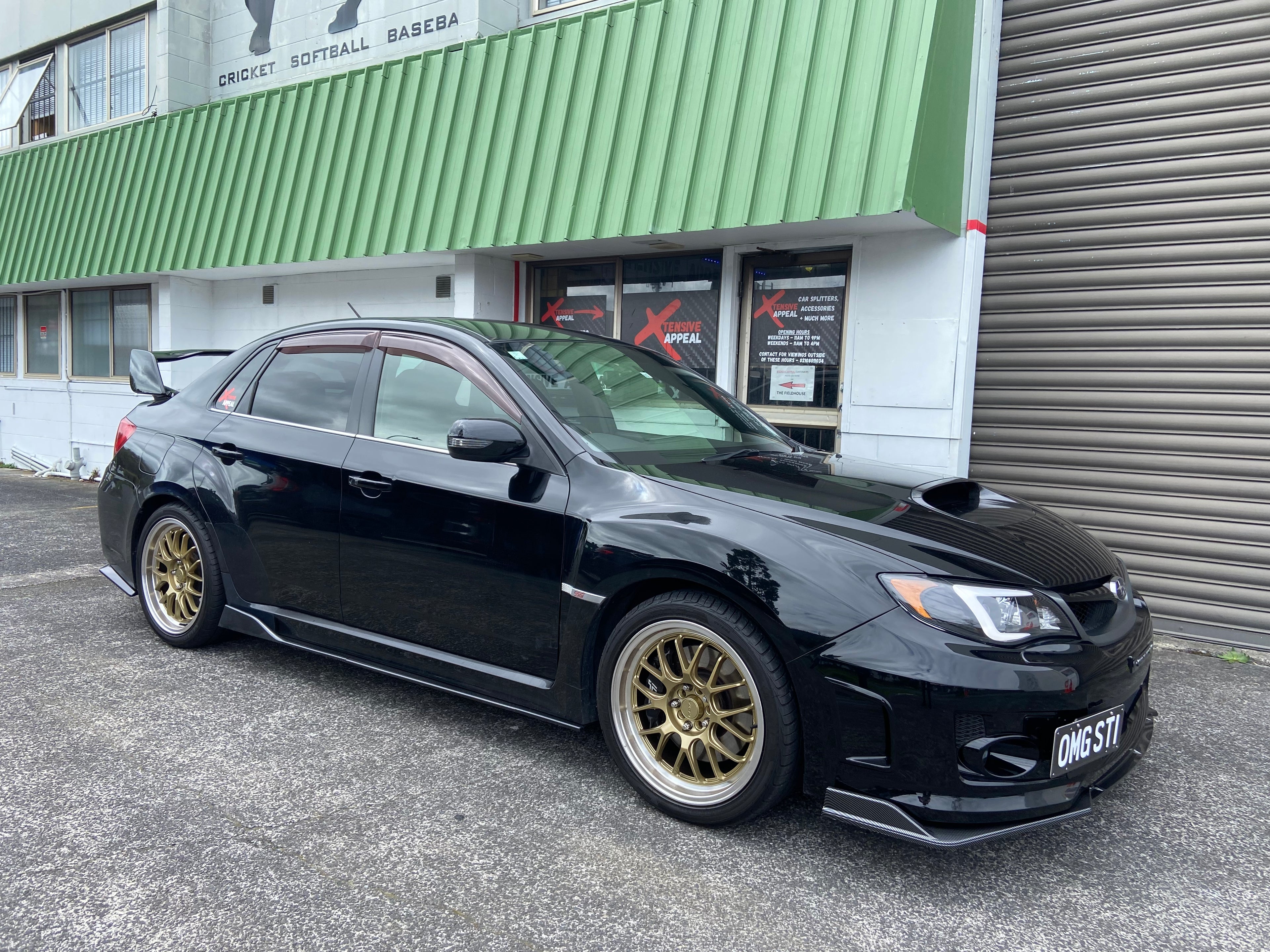 Rear Splitter - Universal (Carbon Fiber)