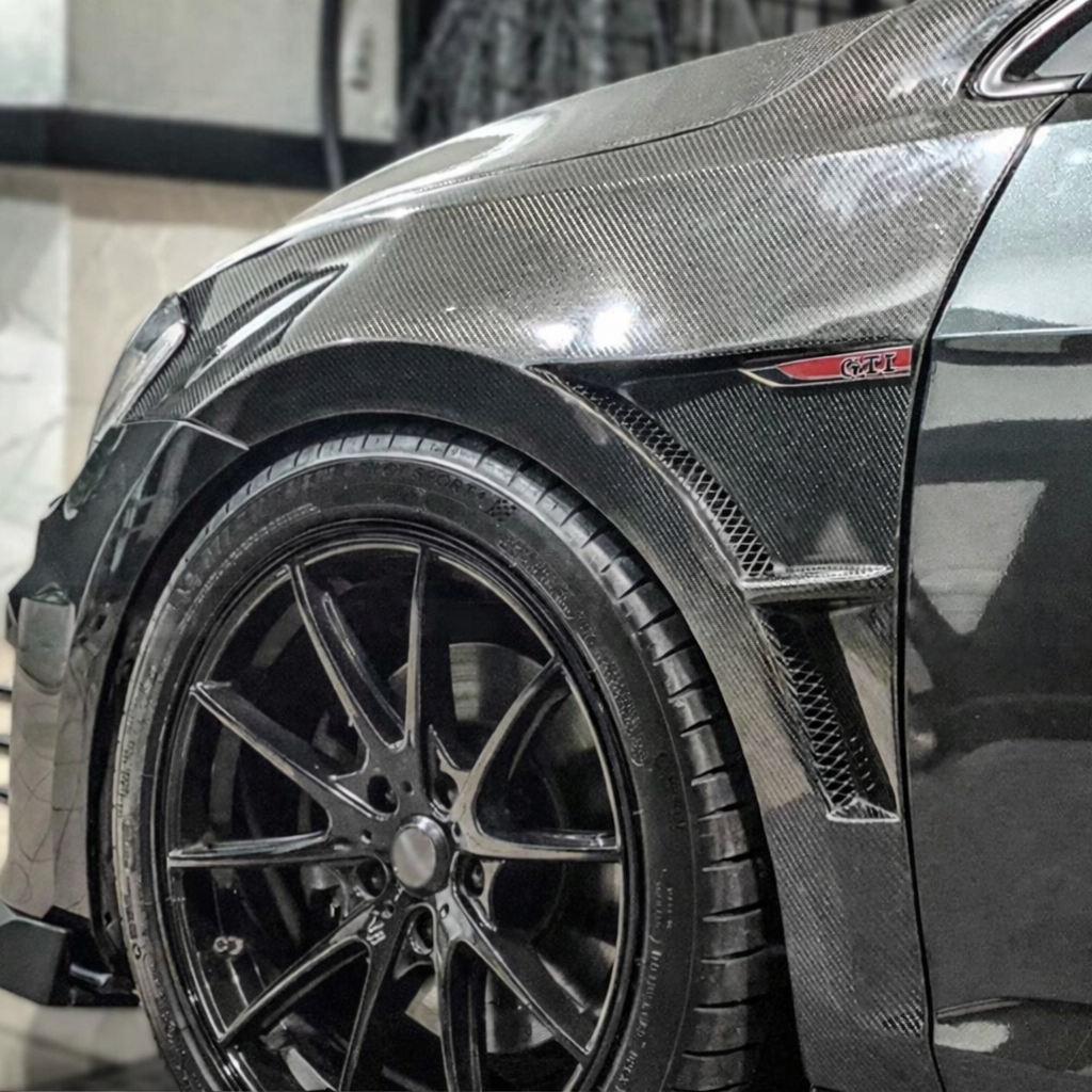 Volkswagen Golf MK7 GTI / R Carbon Fiber Fenders (2014–2016)