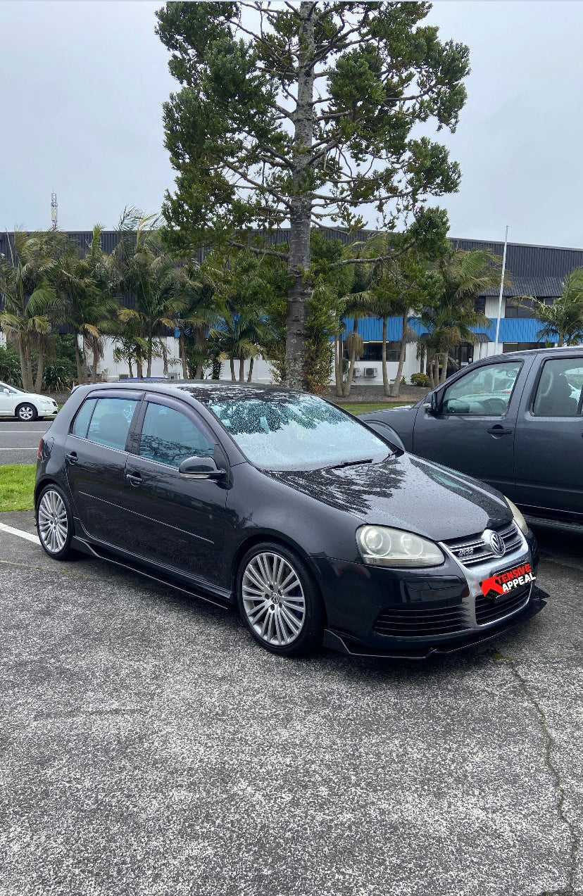 Gloss Black Splitter Set with 3-Piece Front Lip