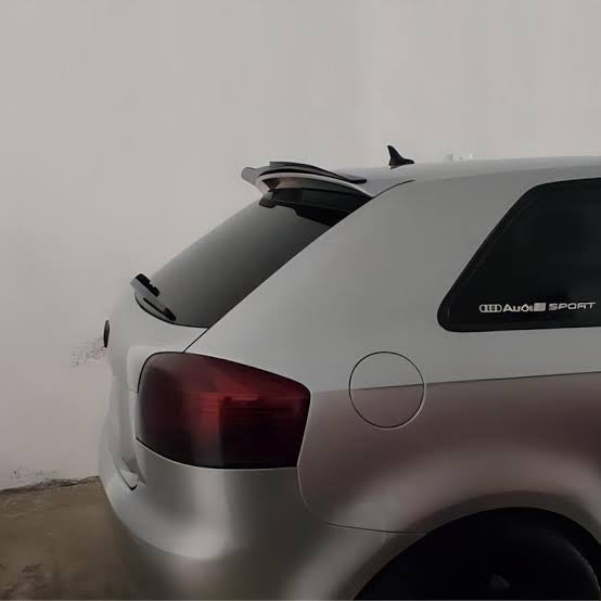 Ducklip Spoiler (Gloss Black)
