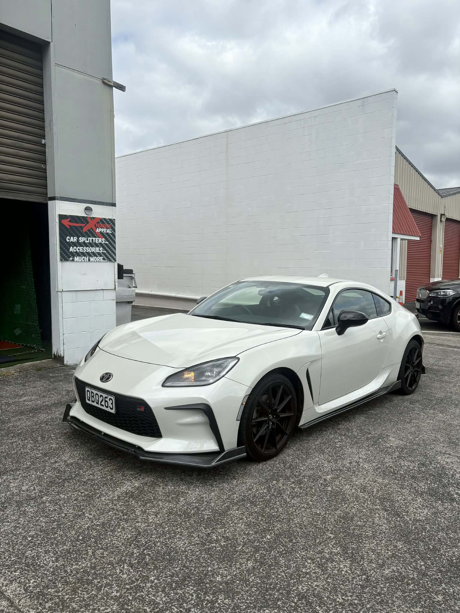 Aero Side Splitter (Carbon Fiber)