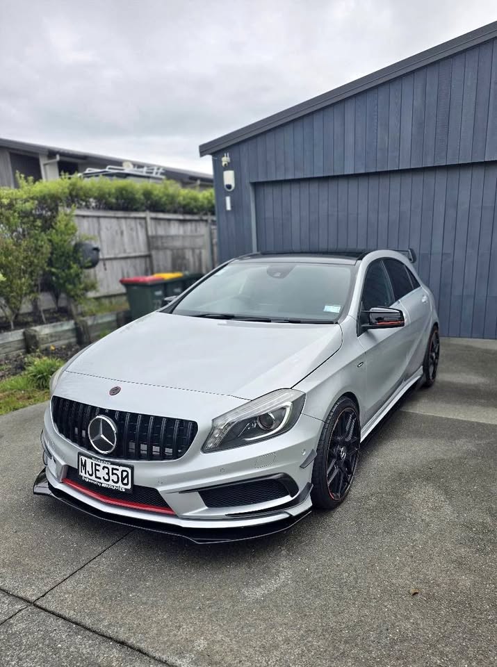 Gloss Black Splitter Set with Flat Finish (No Fins)