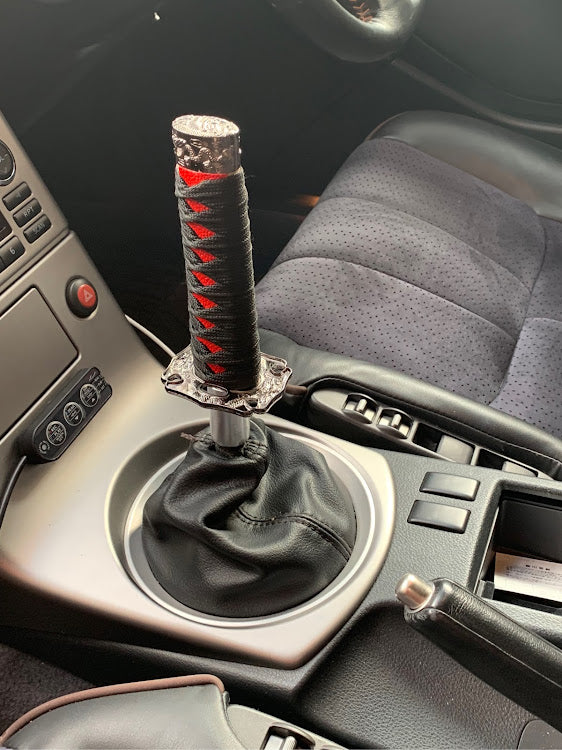 JDM Katana Shift/Gear Knob 25cm - Black/Red